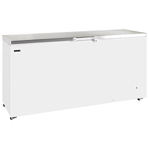 Front view of the Tefcold GM600SS Solid Lid Chest Freezer, 567 Litres