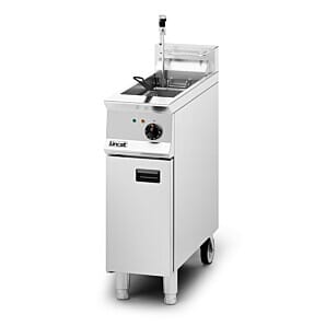 Lincat OE8112/OP Opus 800 Electric Free-standing Single Tank Fryer with Pumped Filtration - 1 Basket - W 300 mm - 12.0 kW