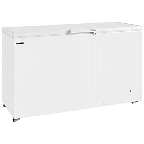 Front view of the Tefcold GM500 White Solid Lid Chest Freezer, 463 Litres